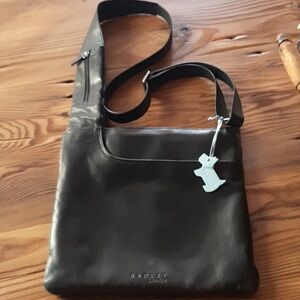 🎉Radley London Black Leather Crossbody Bag and wallet